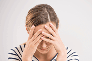 Sneaky-Warning-Signs-of-a-Migraine-Headache—and-How-to-Stop-Them-ft2